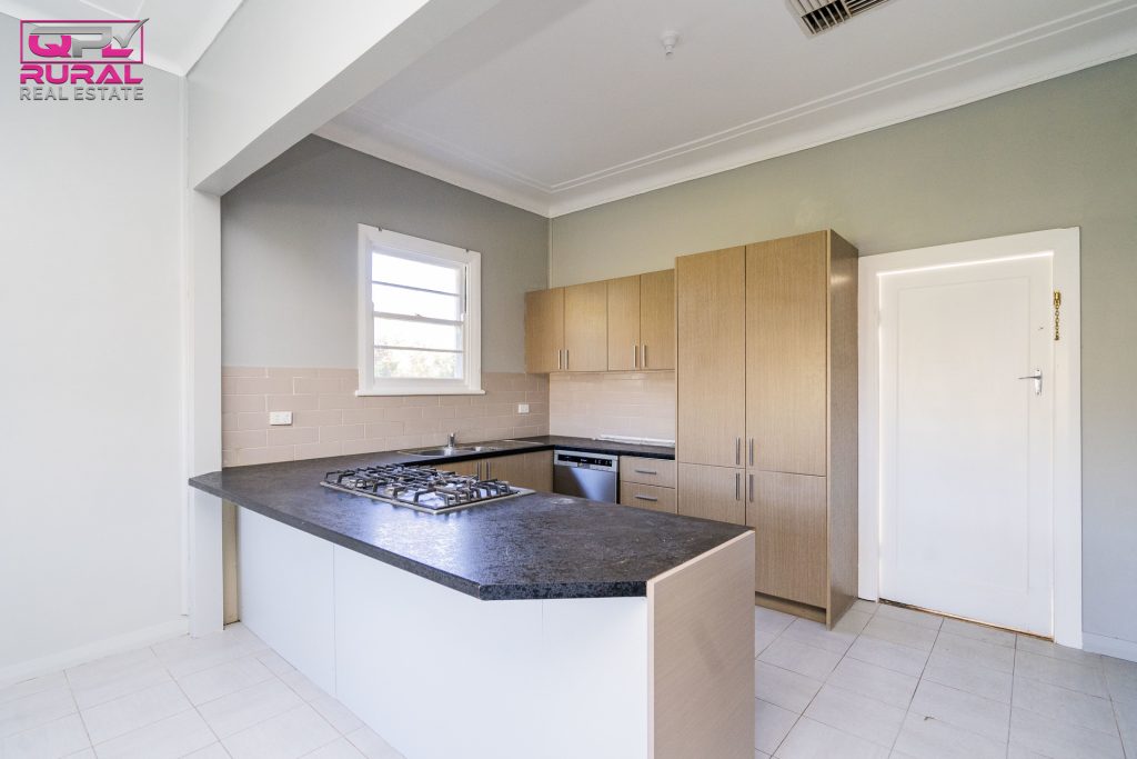 45 Riverine Street, Narrandera NSW 2700 - photo 3