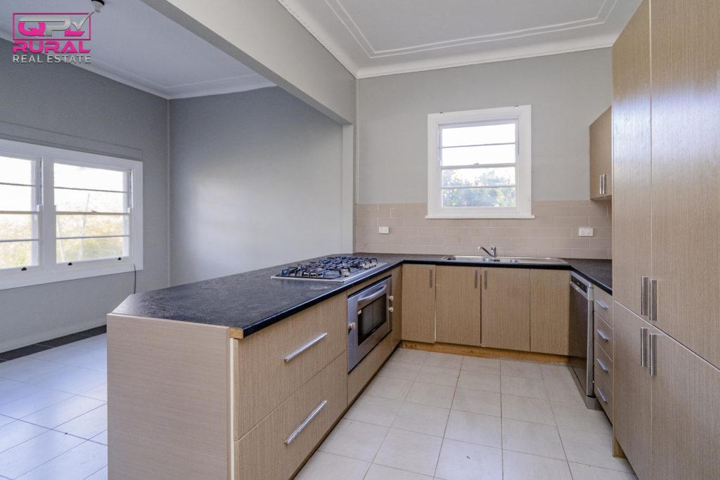 45 Riverine Street, Narrandera NSW 2700 - photo 4