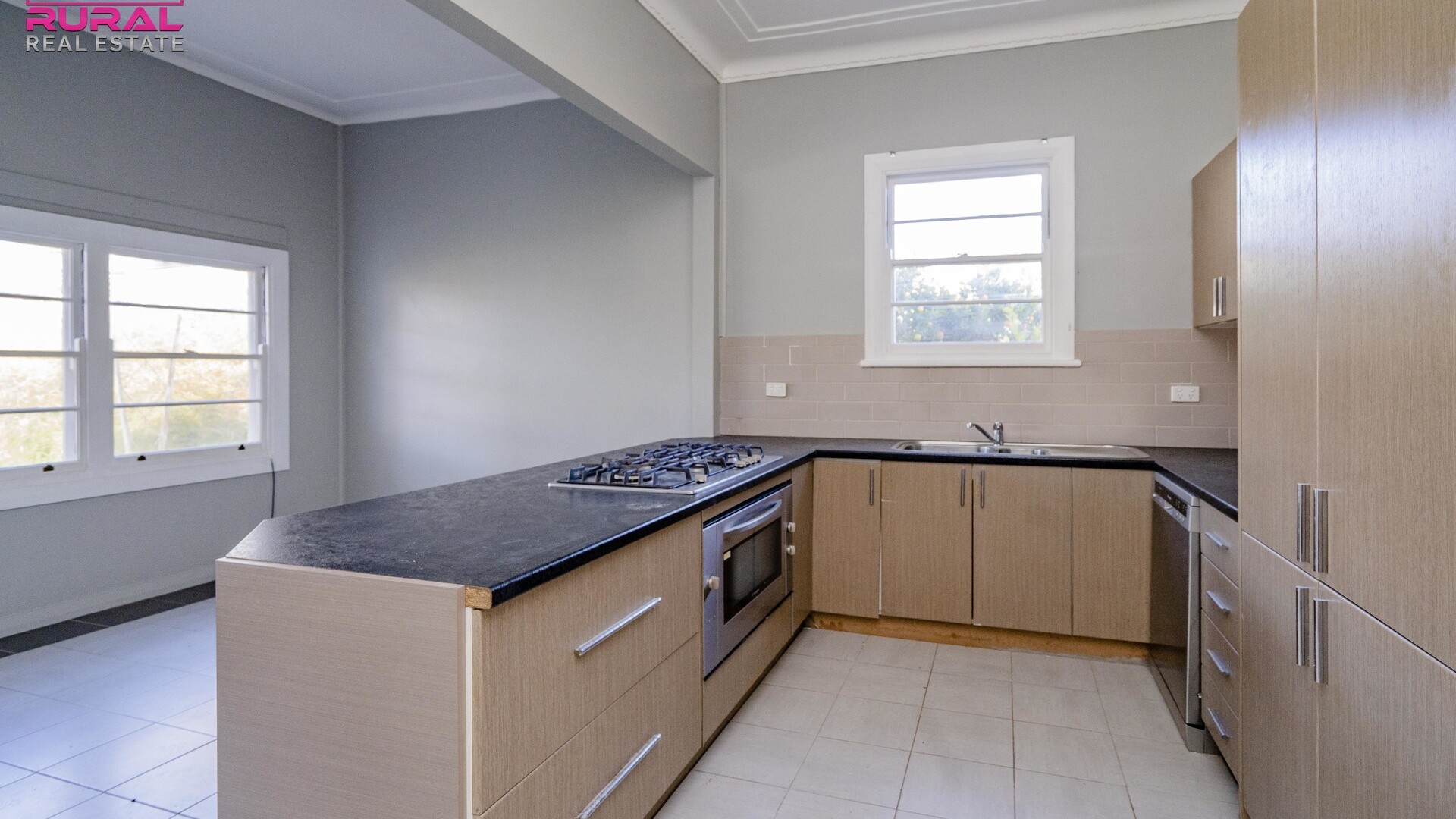 45 Riverine Street, Narrandera NSW 2700 - photo 4