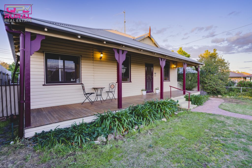 47 Coolibah Street, Leeton NSW 2705 - photo 2