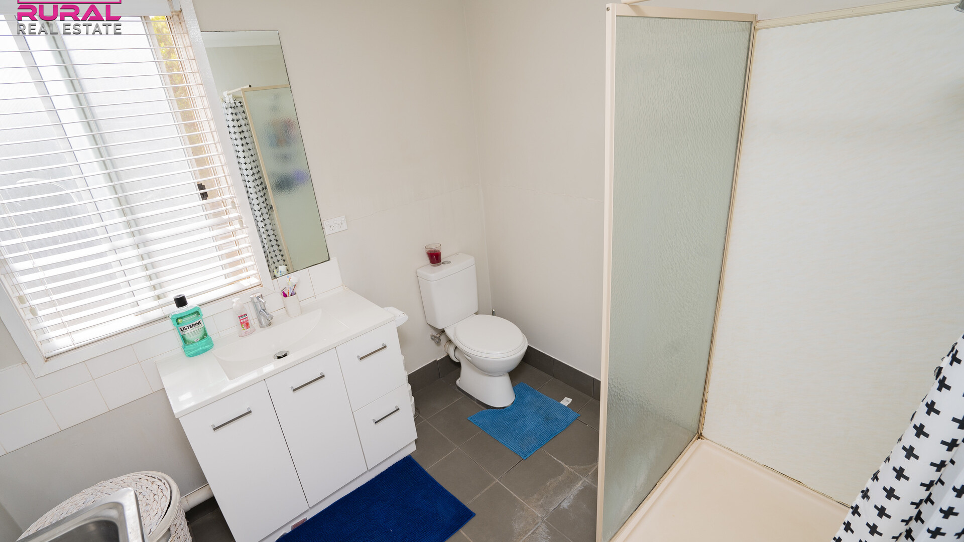 89 Crowley Street, Temora NSW 2666 - photo 13
