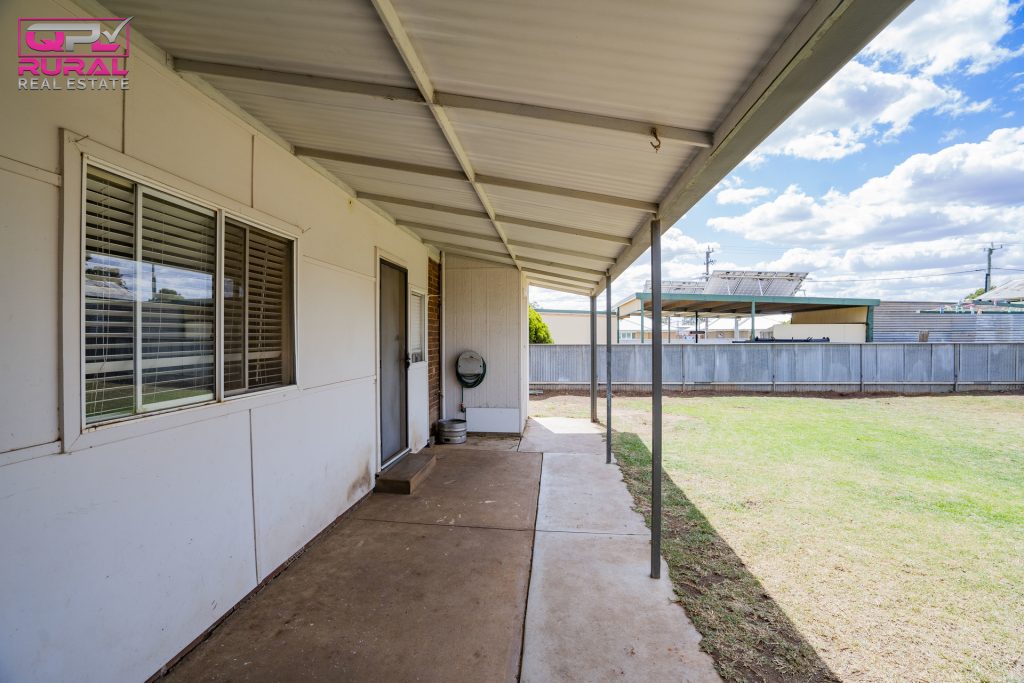 89 Crowley Street, Temora NSW 2666 - photo 15