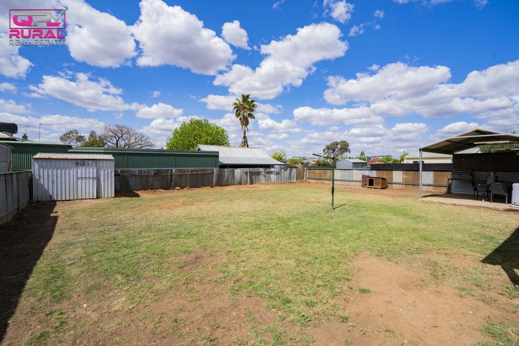 89 Crowley Street, Temora NSW 2666 - photo 17