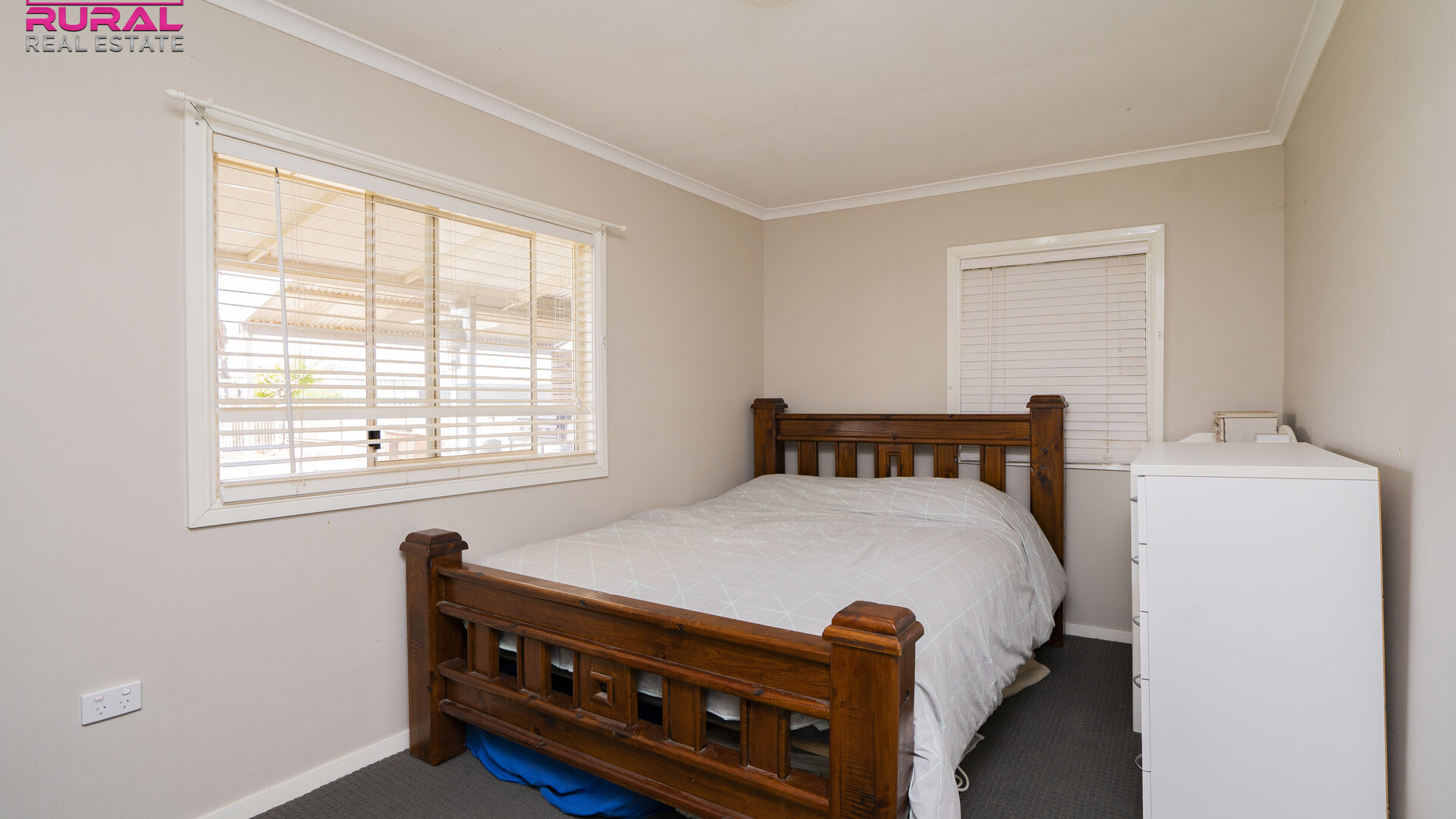 89 Crowley Street, Temora NSW 2666 - photo 9
