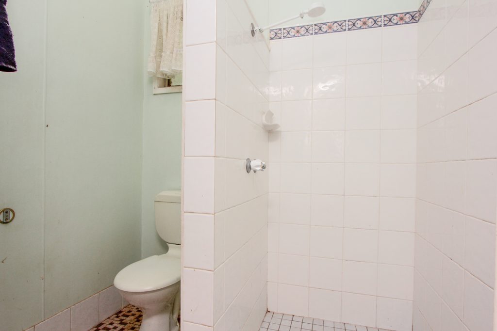 216 Brisbane Street, Leeton NSW 2705 - photo 5