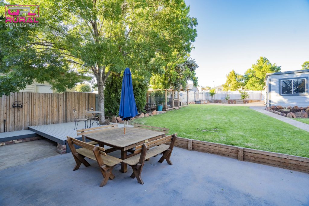 33 Elwin Street, Narrandera NSW 2700 - photo 14
