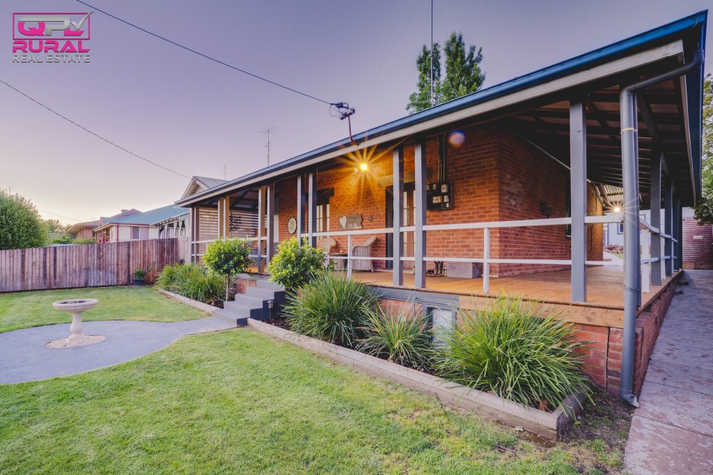 33 Elwin Street, Narrandera NSW 2700 - photo 3