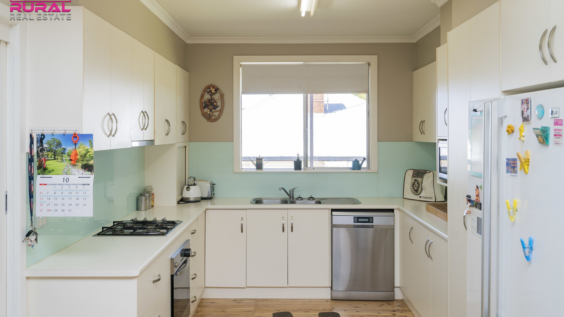 27 William Street, Narrandera NSW 2700 - photo 2
