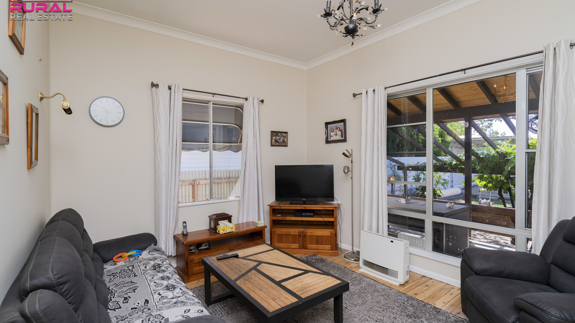 27 William Street, Narrandera NSW 2700 - photo 11