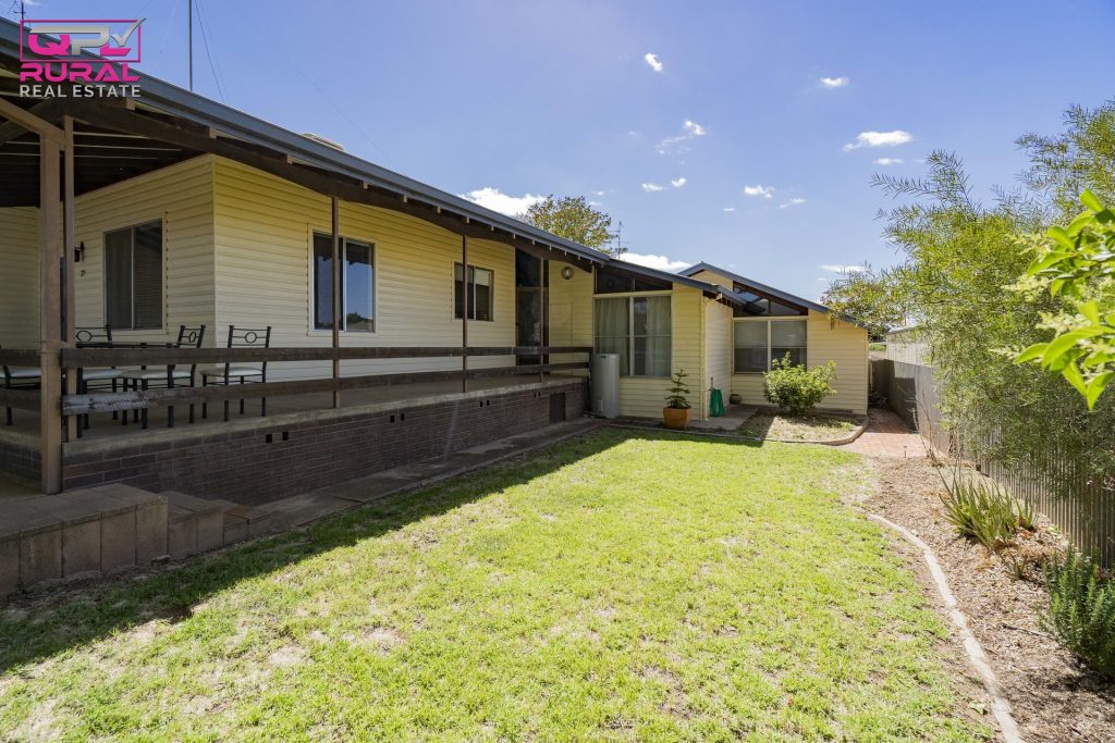 27 William Street, Narrandera NSW 2700 - photo 30