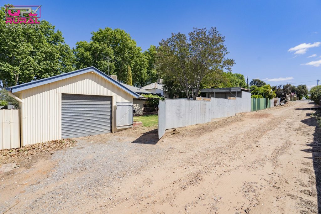 27 William Street, Narrandera NSW 2700 - photo 34