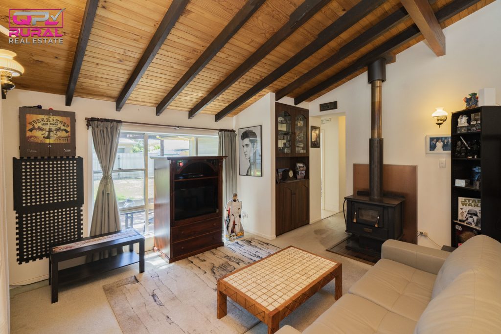 27 William Street, Narrandera NSW 2700 - photo 7