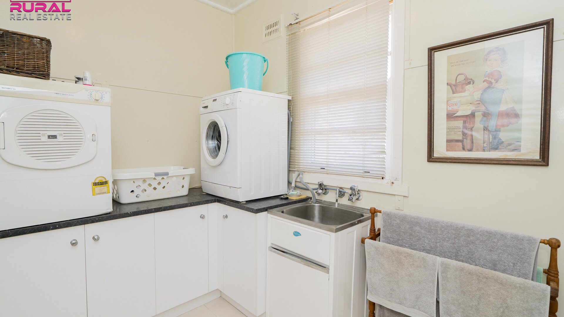 161 Kitchener Road, Temora NSW 2666 - photo 15