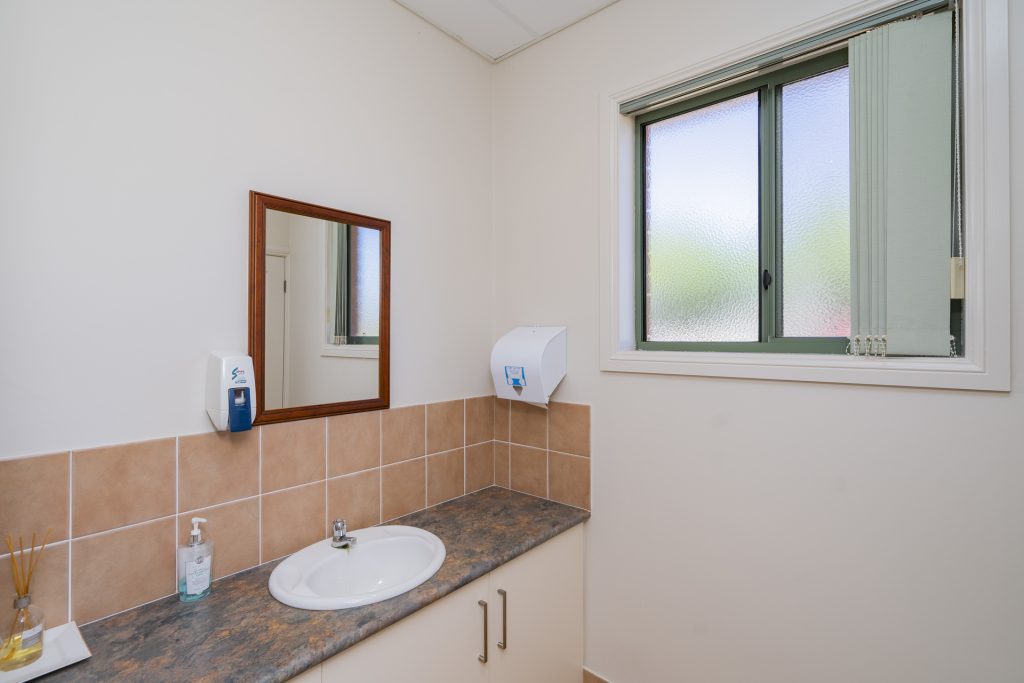 91 Larmer Street, Narrandera NSW 2700 - photo 15