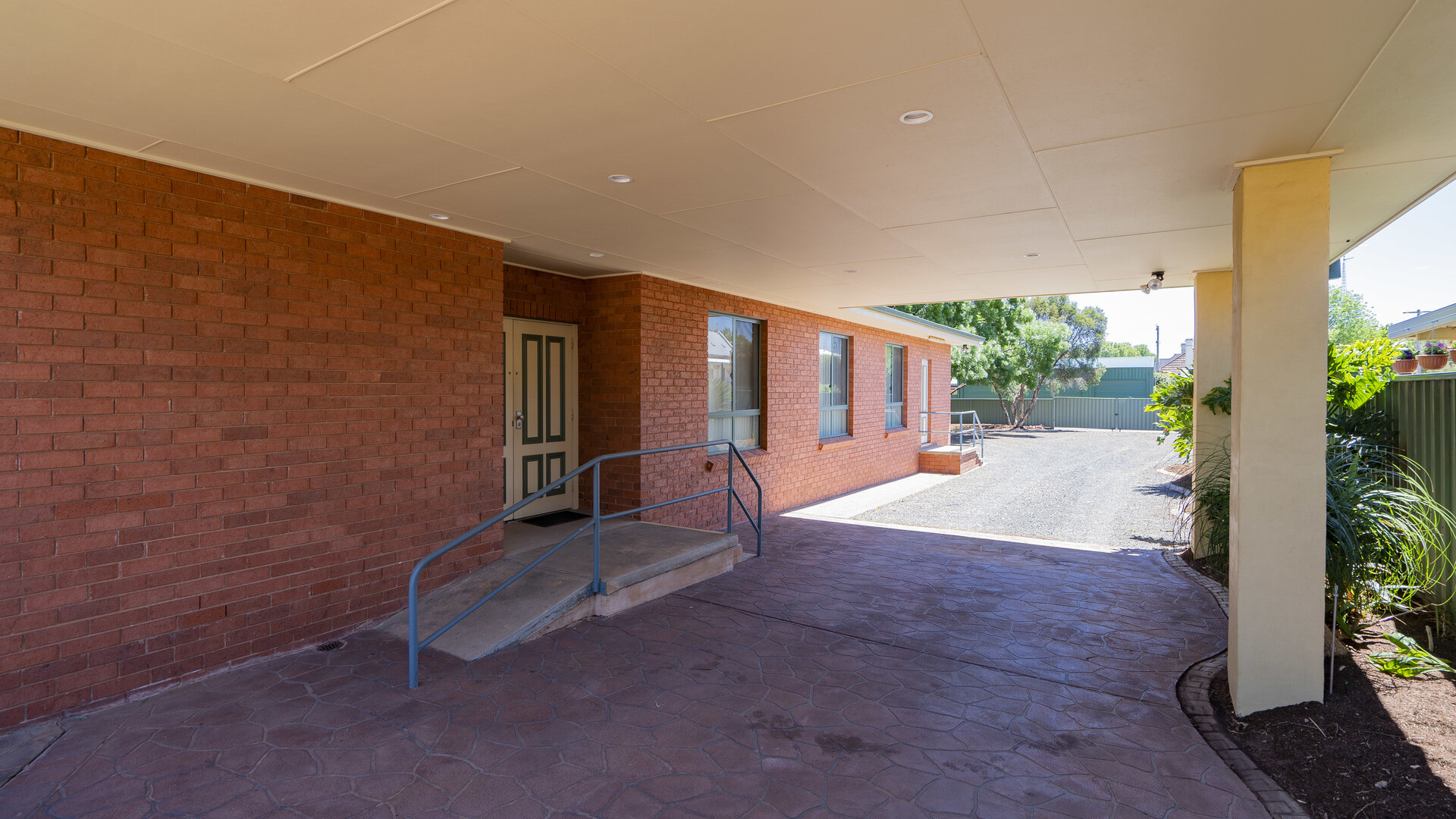 91 Larmer Street, Narrandera NSW 2700 - photo 4