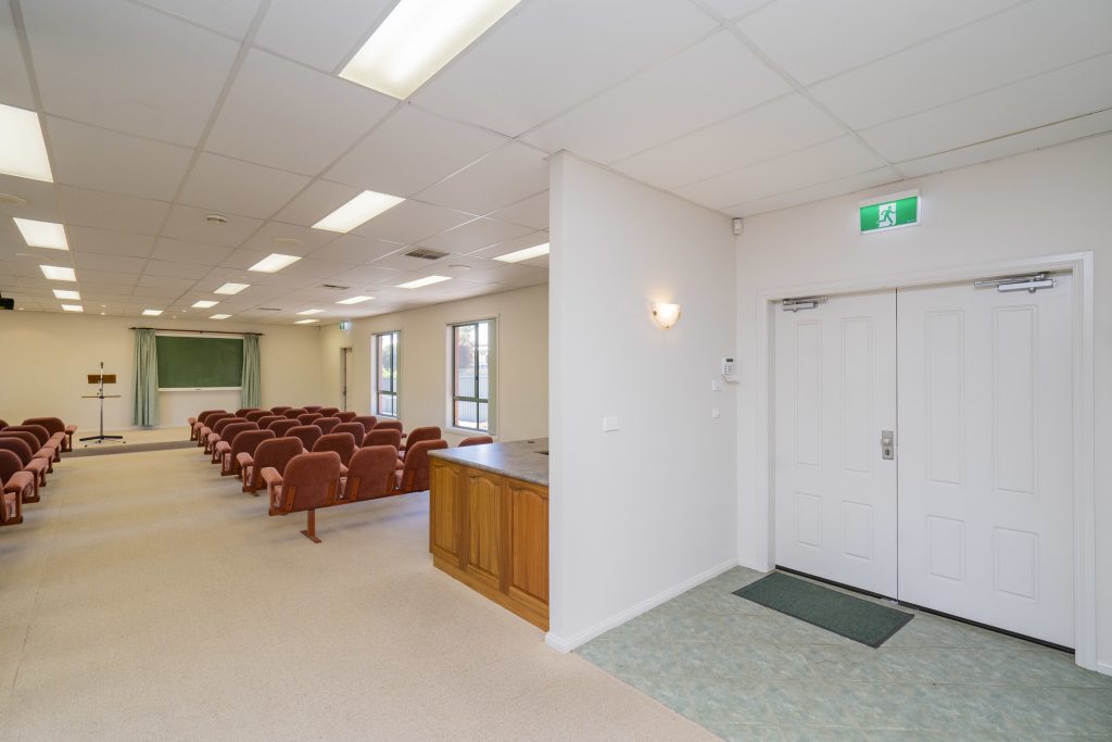 91 Larmer Street, Narrandera NSW 2700 - photo 5