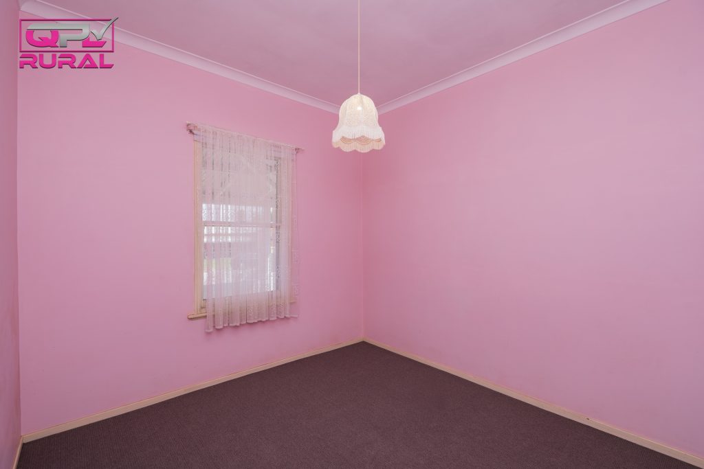 39 Grosvenor Street, Narrandera NSW 2700 - photo 11