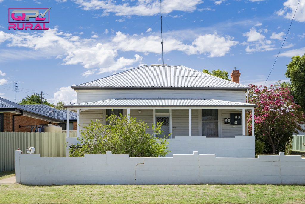 39 Grosvenor Street, Narrandera NSW 2700 - McGrath Riverina