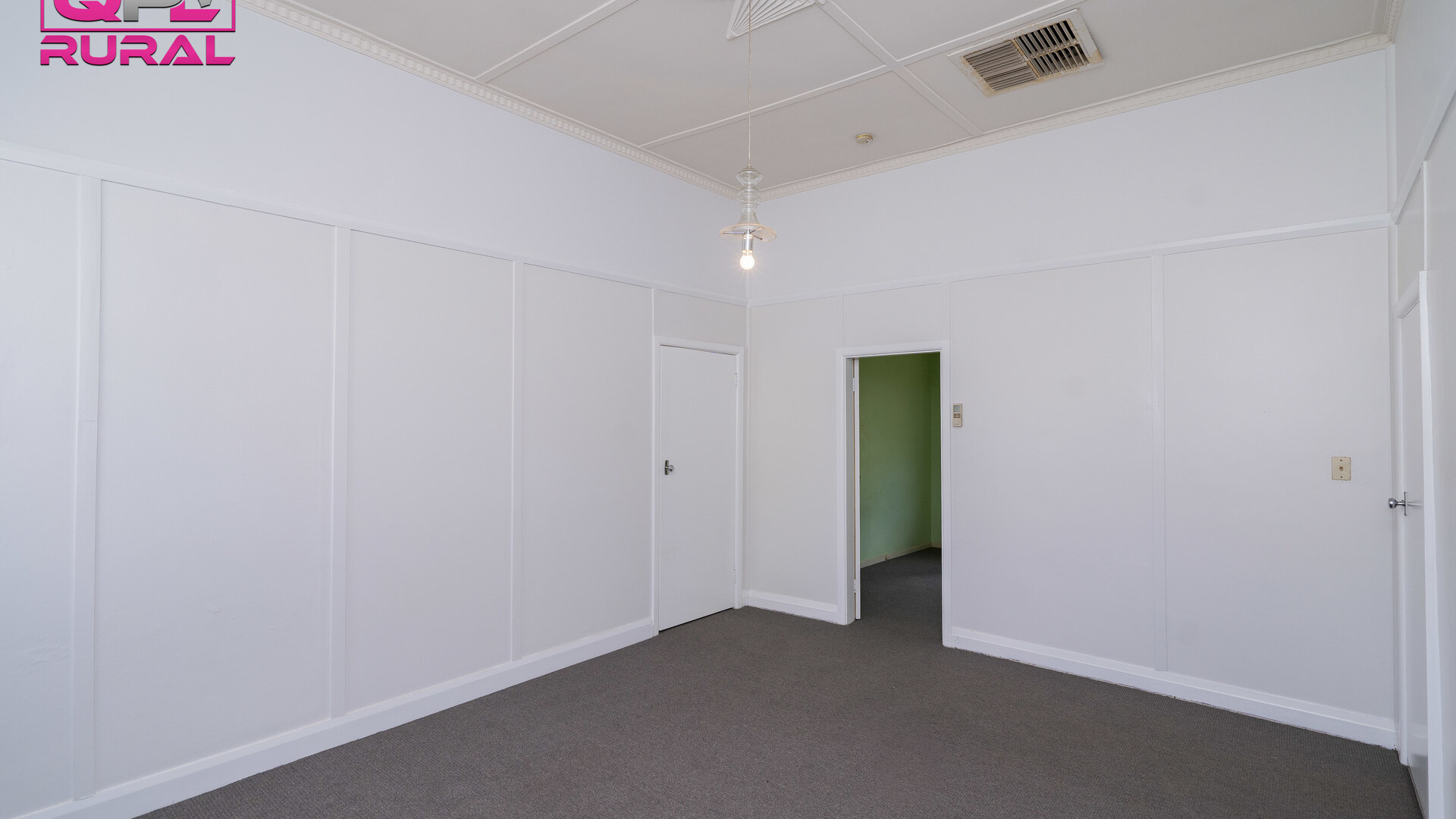 39 Grosvenor Street, Narrandera NSW 2700 - photo 7