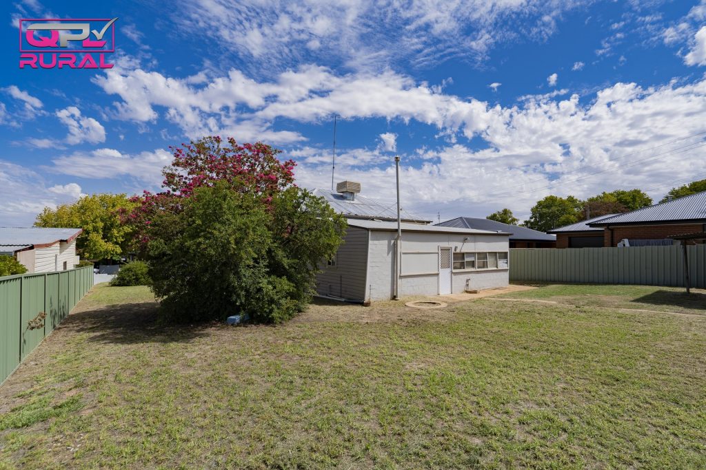 39 Grosvenor Street, Narrandera NSW 2700 - photo 9
