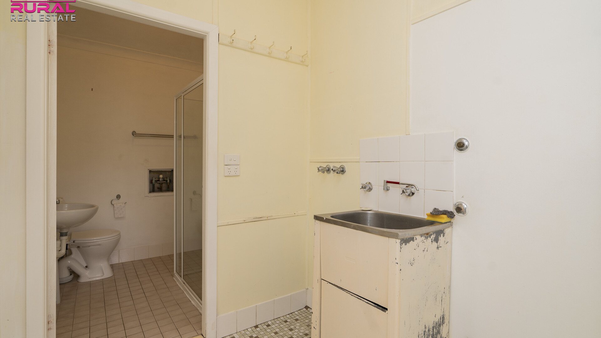 22 Frederica Street, Narrandera NSW 2700 - photo 11