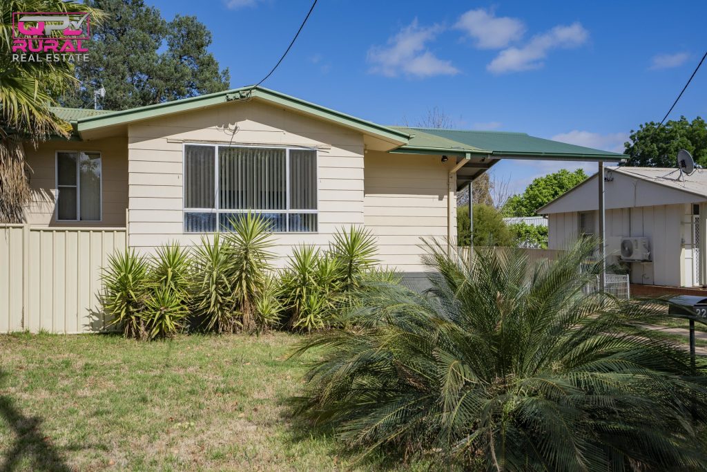 22 Frederica Street, Narrandera NSW 2700 - McGrath Riverina
