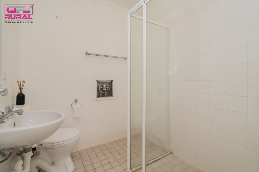 22 Frederica Street, Narrandera NSW 2700 - photo 13