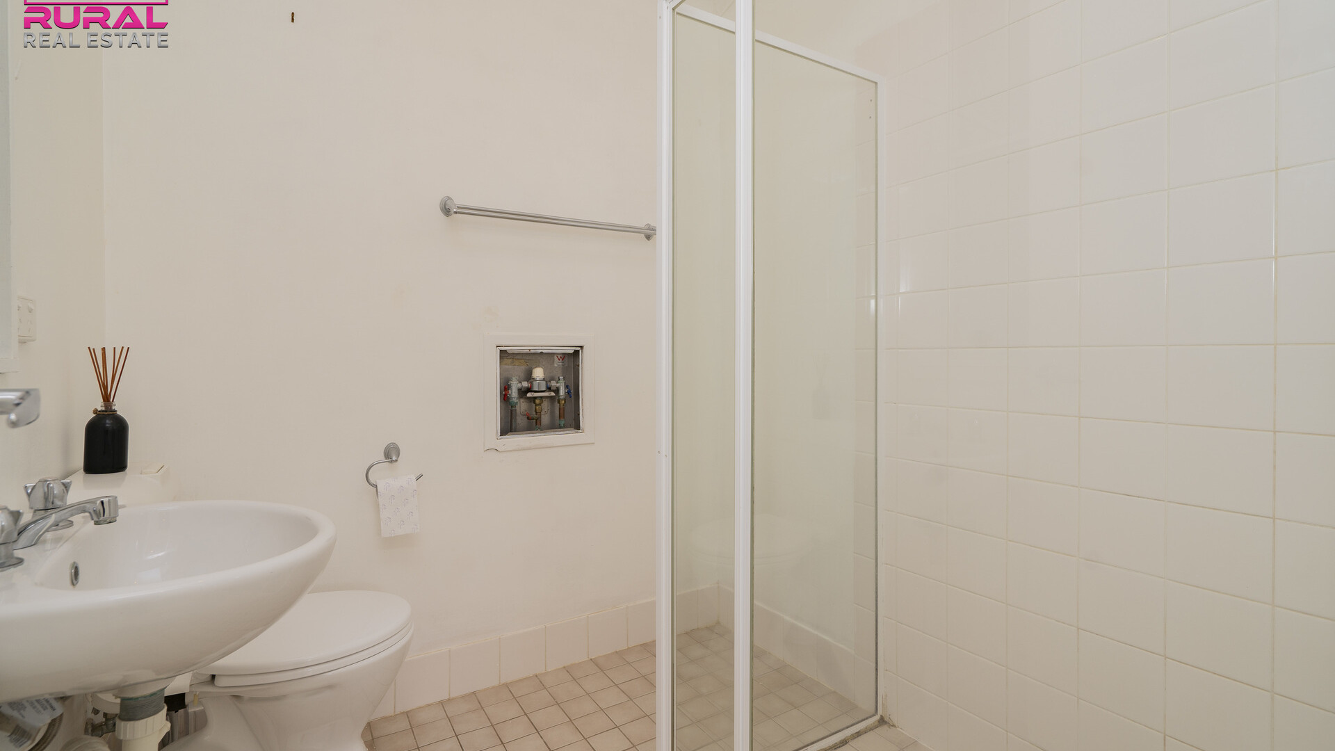 22 Frederica Street, Narrandera NSW 2700 - photo 13