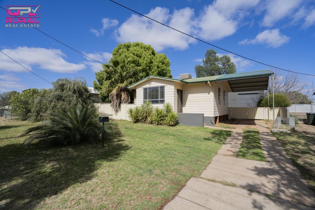 22 Frederica Street, Narrandera NSW 2700 - photo 14