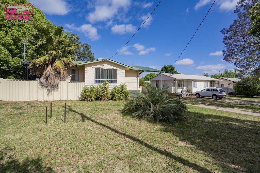 22 Frederica Street, Narrandera NSW 2700 - photo 19