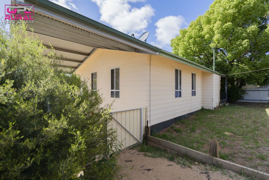 22 Frederica Street, Narrandera NSW 2700 - photo 26