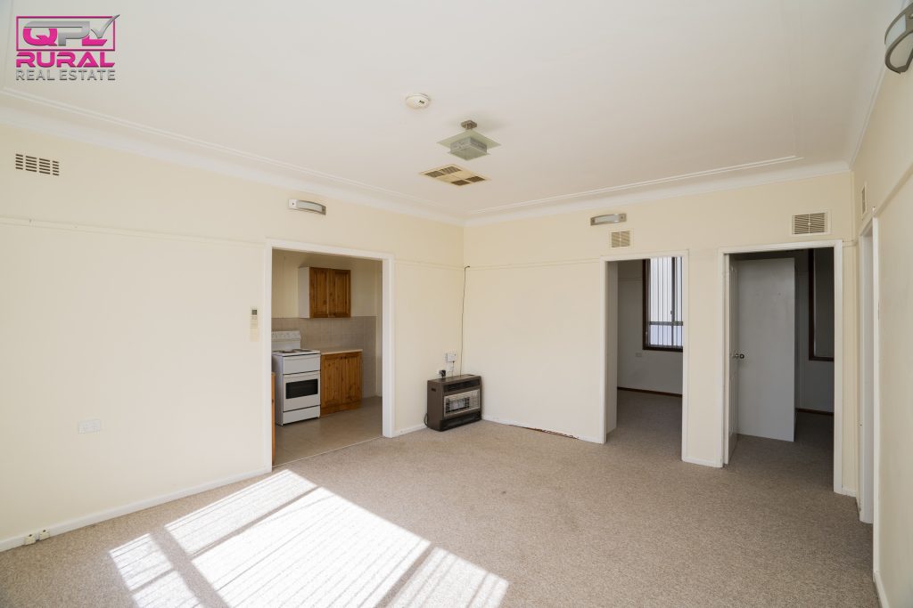 22 Frederica Street, Narrandera NSW 2700 - photo 4