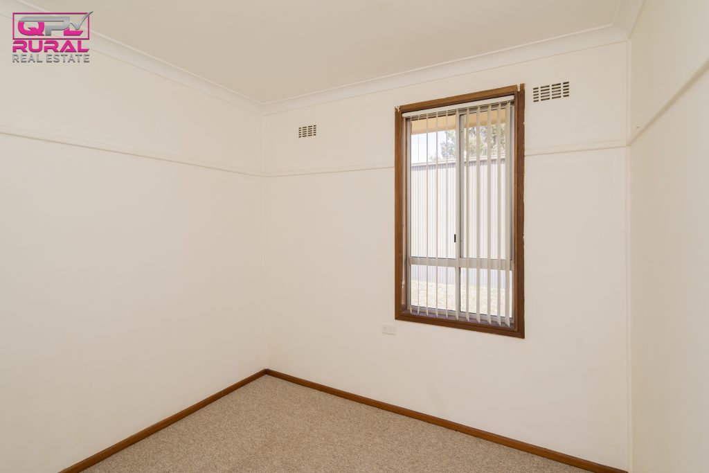 22 Frederica Street, Narrandera NSW 2700 - photo 6