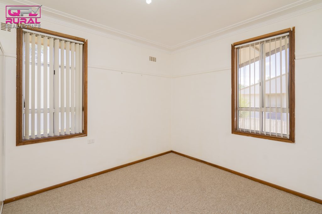 22 Frederica Street, Narrandera NSW 2700 - photo 8