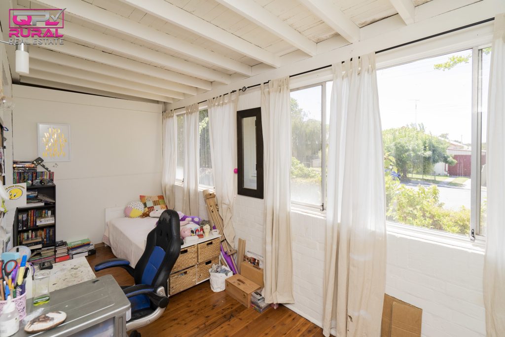 20 May Street, Narrandera NSW 2700 - photo 20