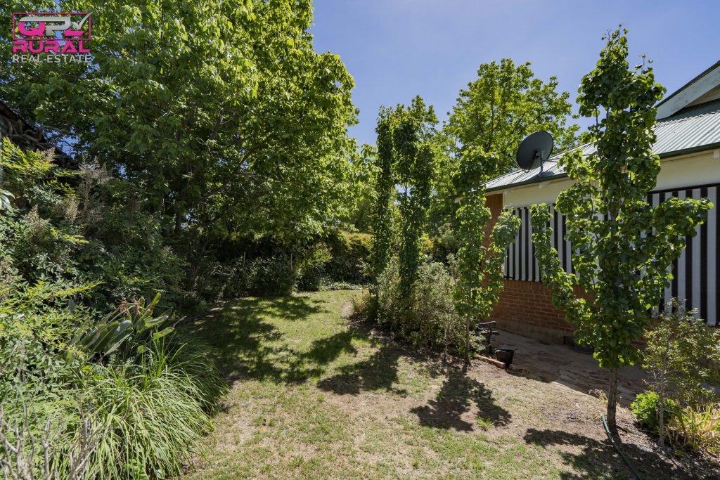 20 May Street, Narrandera NSW 2700 - photo 32
