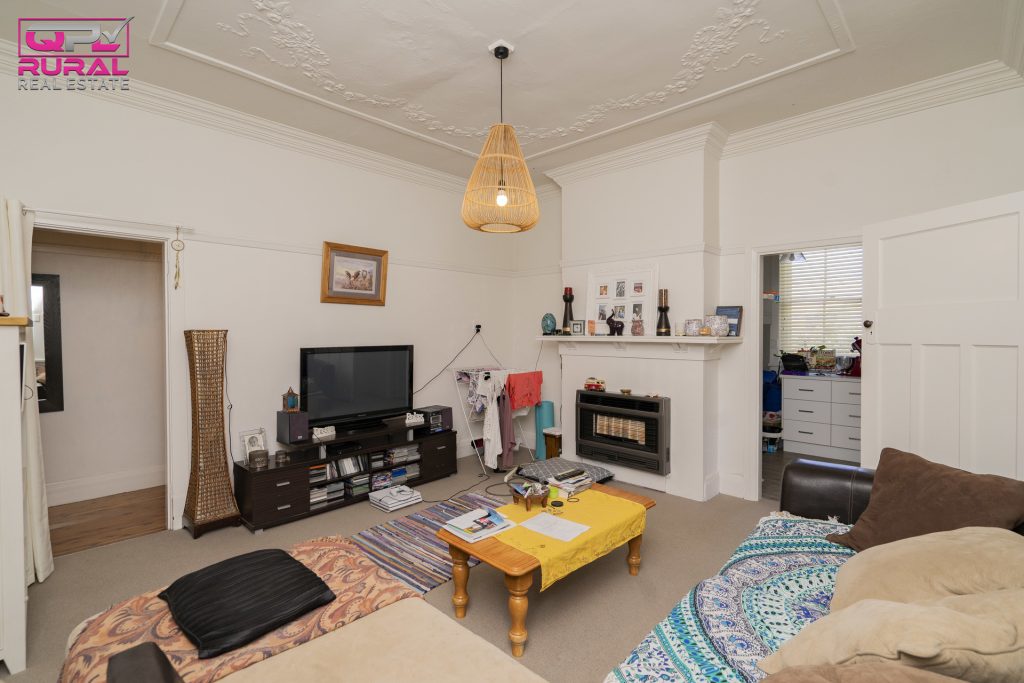 20 May Street, Narrandera NSW 2700 - photo 6