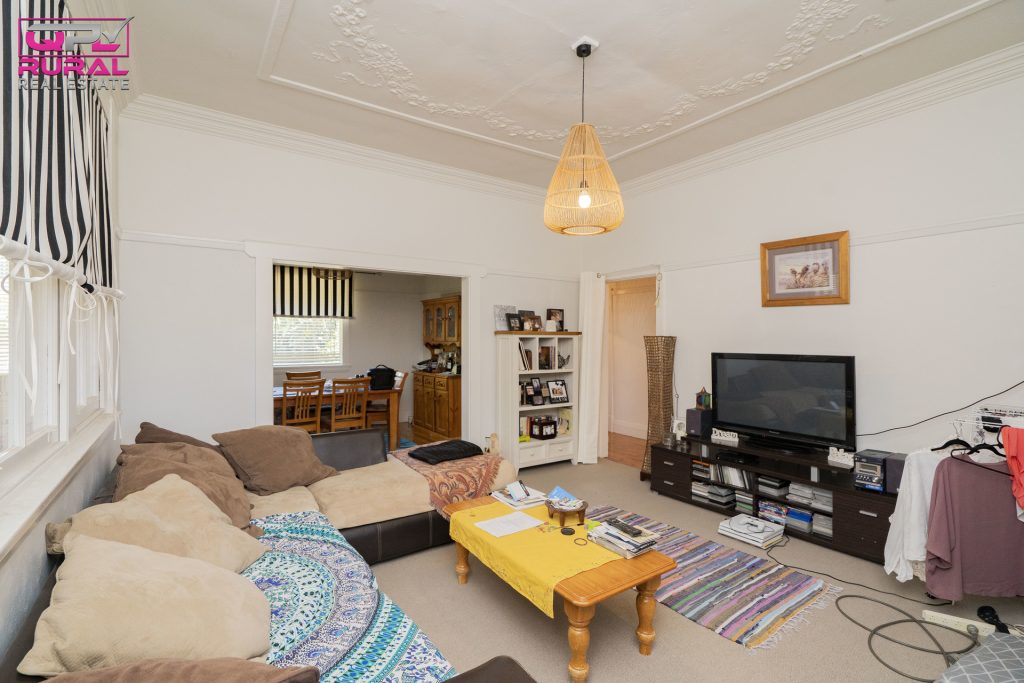 20 May Street, Narrandera NSW 2700 - photo 7