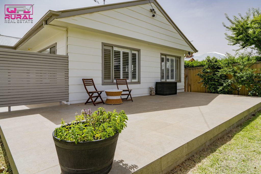 14 Roberts Street, Narrandera NSW 2700 - photo 15