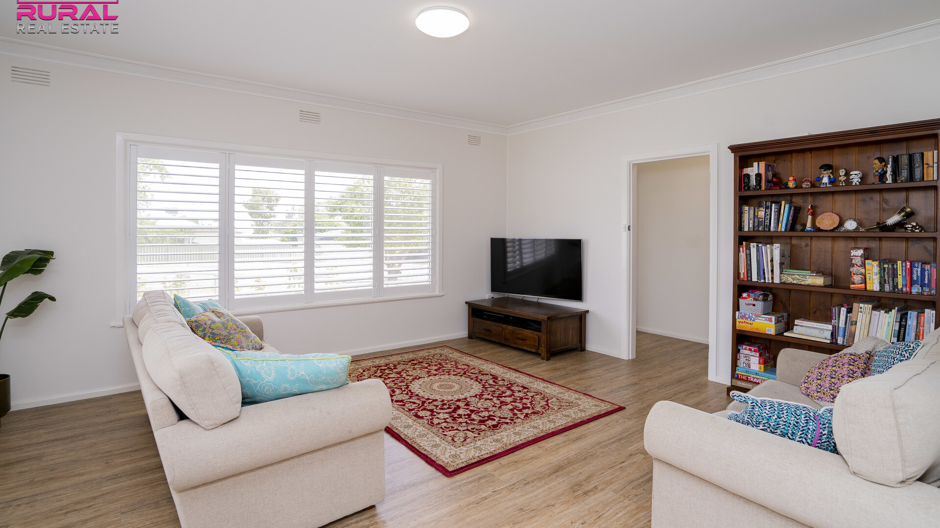 14 Roberts Street, Narrandera NSW 2700 - photo 3