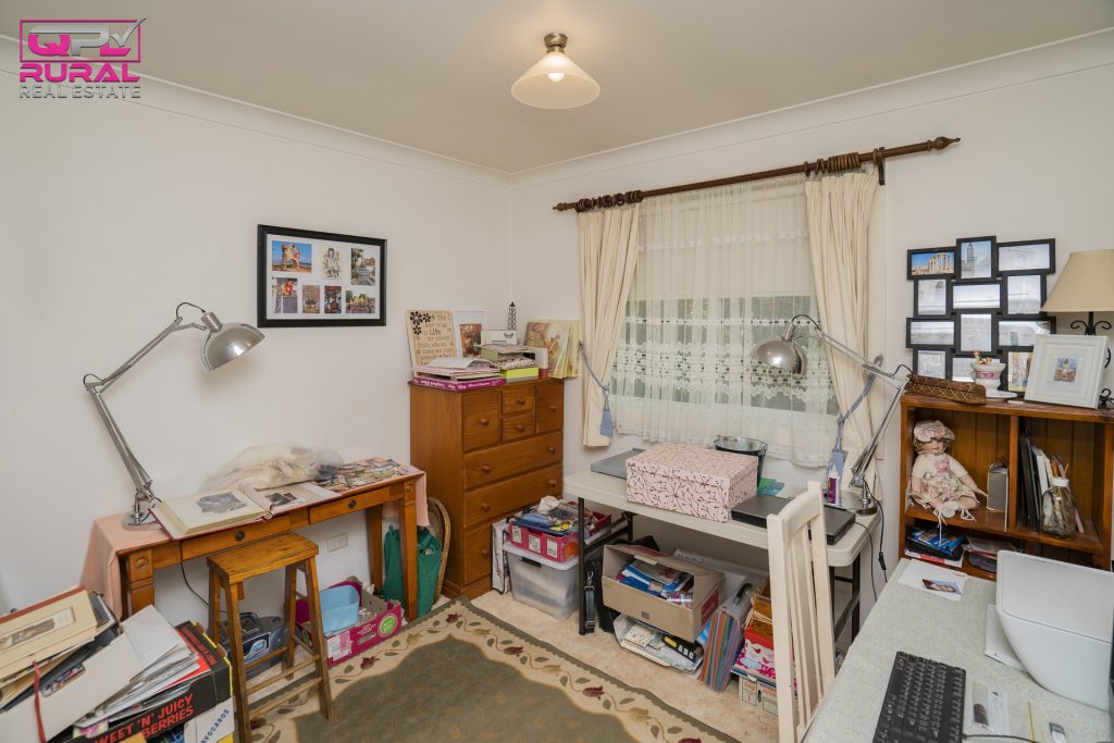 21 Audley Street, Narrandera NSW 2700 - photo 8