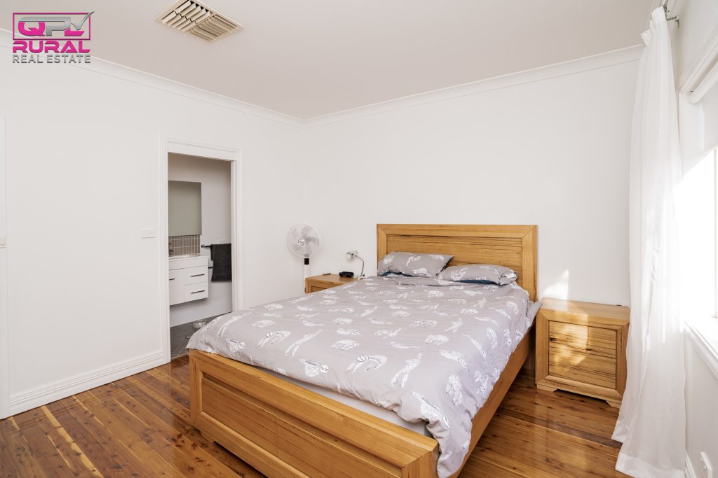 26 William Street, Narrandera NSW 2700 - photo 8