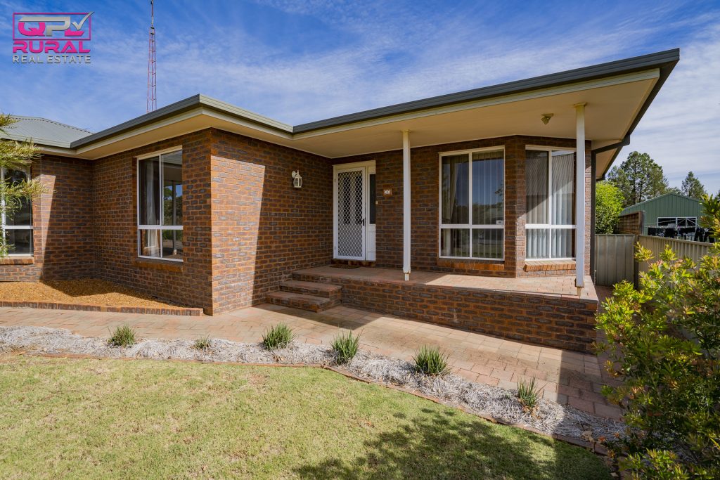 3 Kiesling Drive, Narrandera NSW 2700 - McGrath Riverina