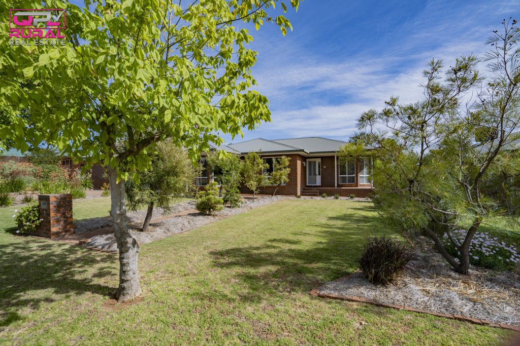 3 Kiesling Drive, Narrandera NSW 2700 - photo 14
