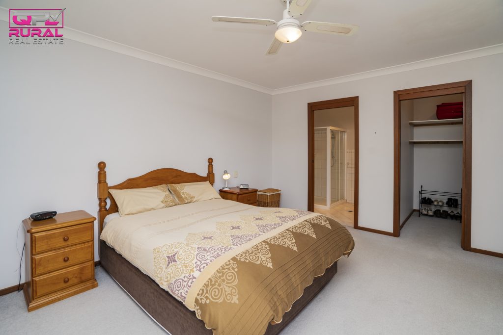 3 Kiesling Drive, Narrandera NSW 2700 - photo 21
