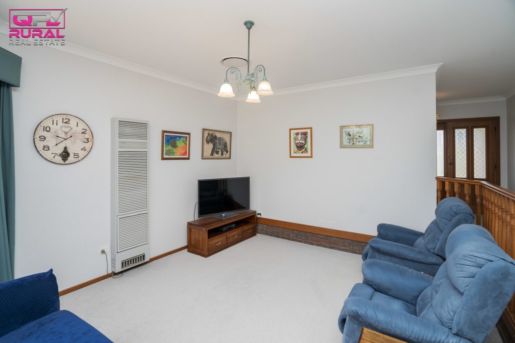 3 Kiesling Drive, Narrandera NSW 2700 - photo 25