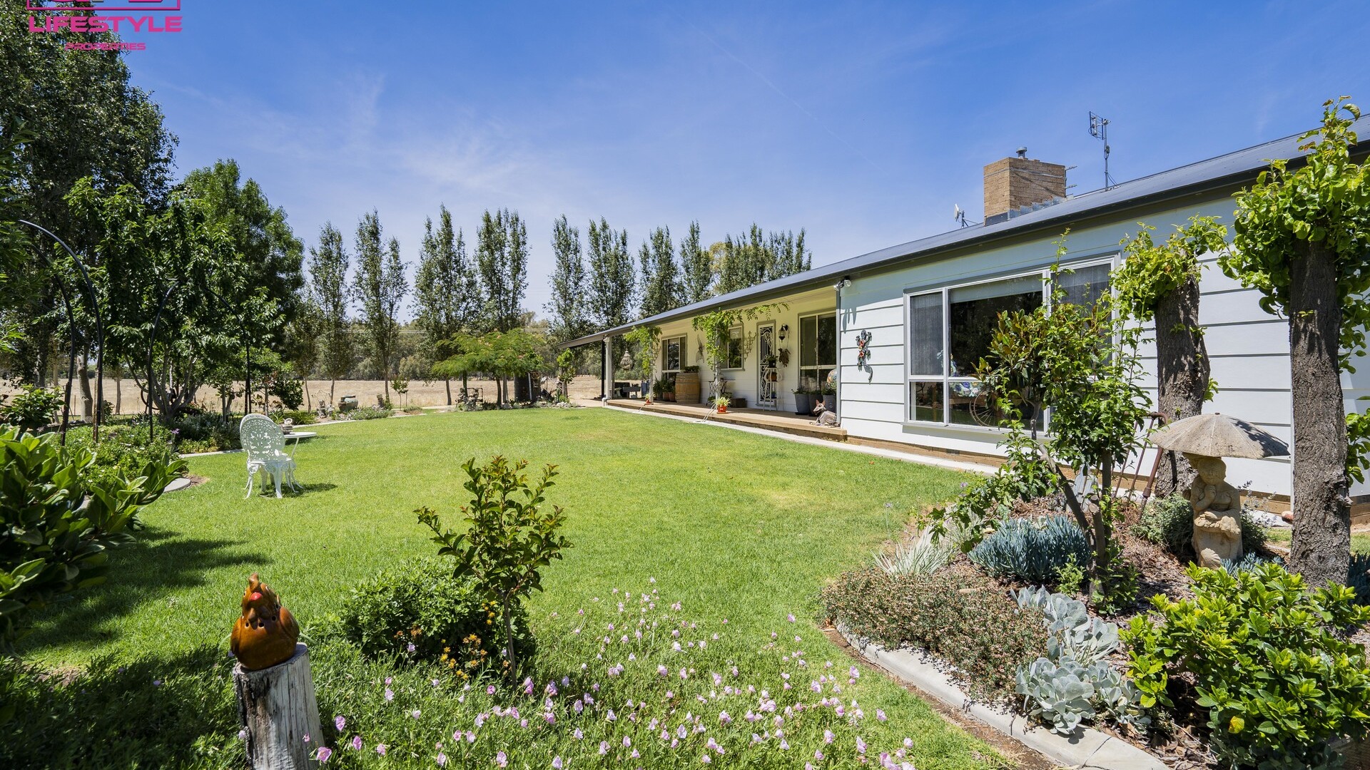7 Mclays Road, Narrandera NSW 2700 - photo 2