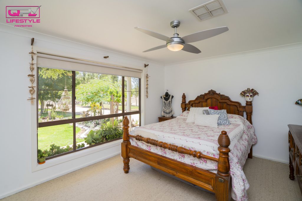 7 Mclays Road, Narrandera NSW 2700 - photo 17