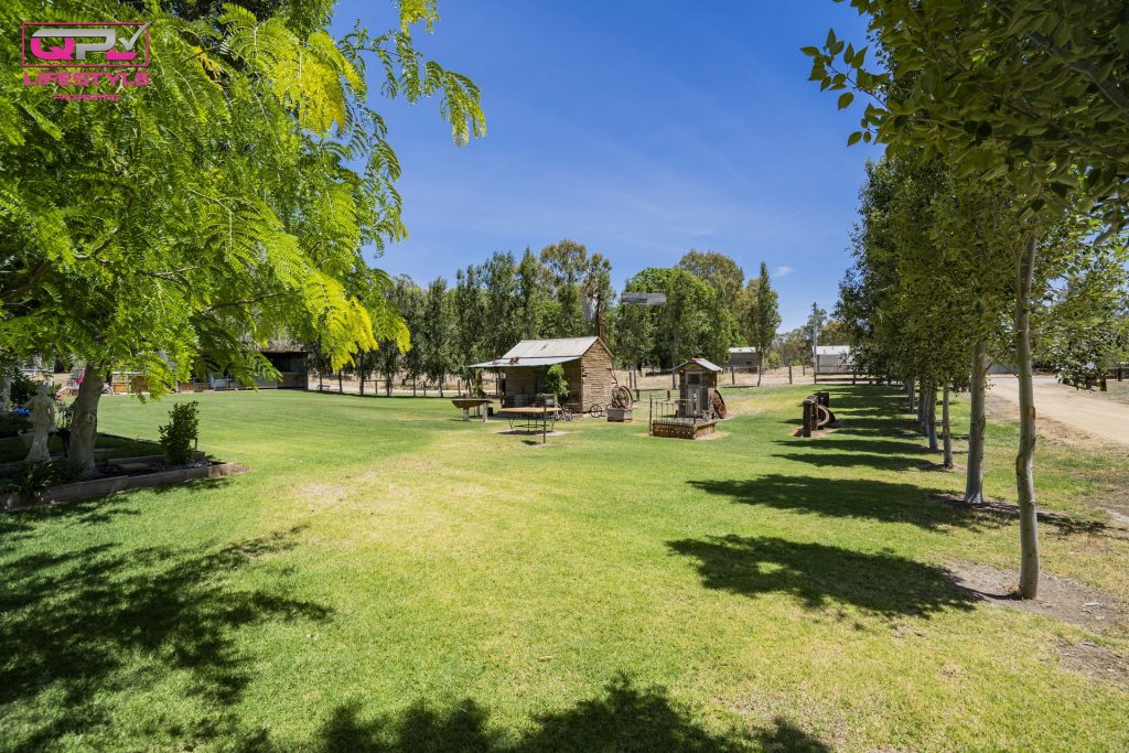 7 Mclays Road, Narrandera NSW 2700 - photo 22