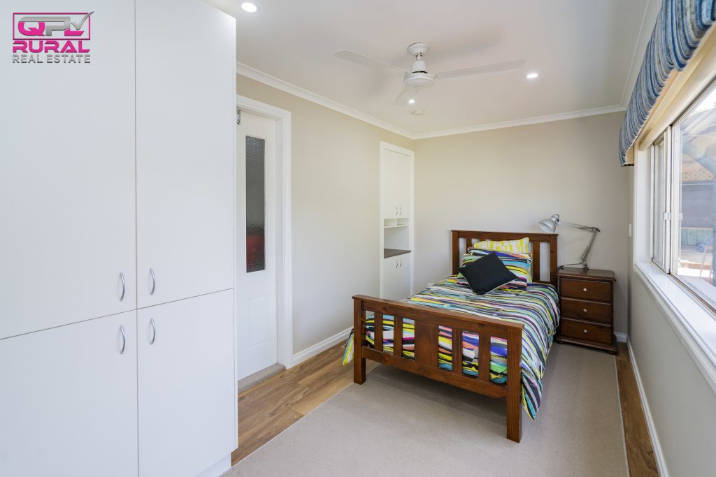40 William Street, Narrandera NSW 2700 - photo 11